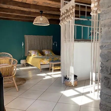 Le Clos Bo-m 3*