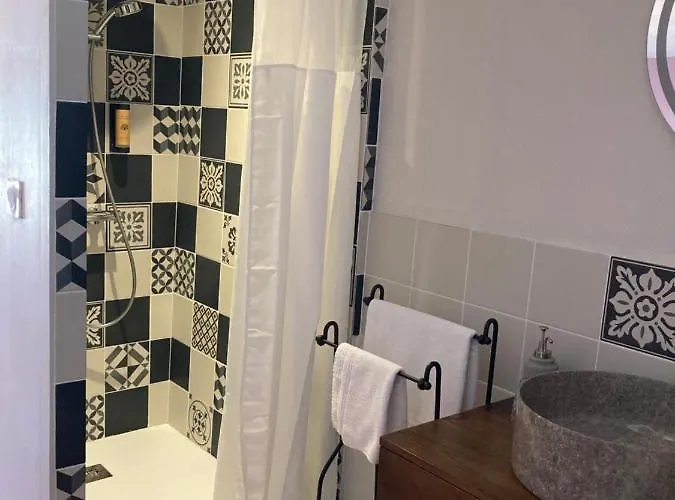 Le Clos Bo-m Bed and breakfast 3*